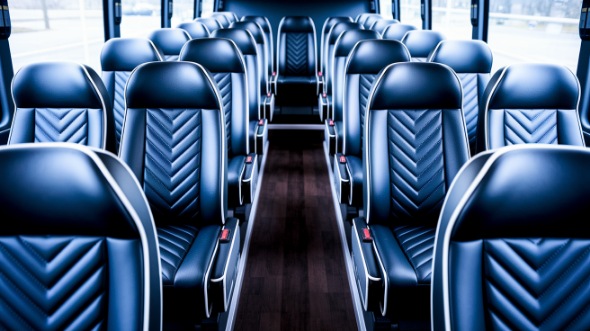 indianapolis 25 passenger minibus rental